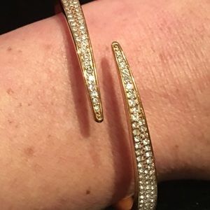 NWOT Rose Gold Michael Kors Bangle